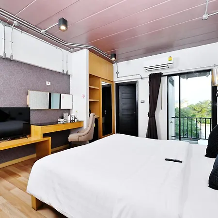 Diary Suite Nakhon Pathom Exterior photo