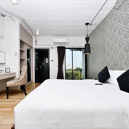 Diary Suite Nakhon Pathom Exterior photo